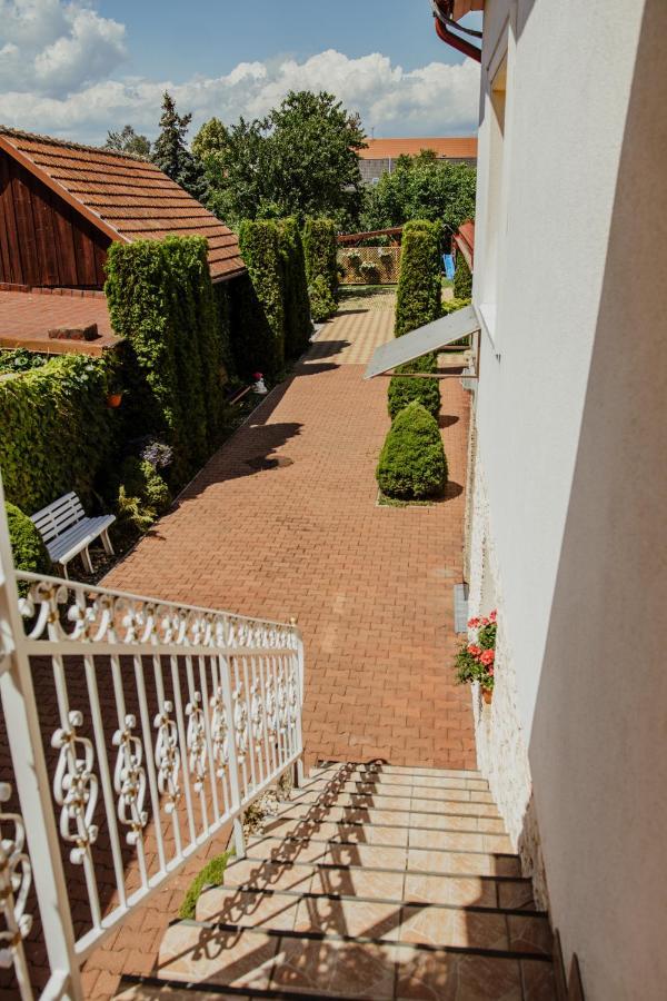 Vila Adria Hrabušice Esterno foto